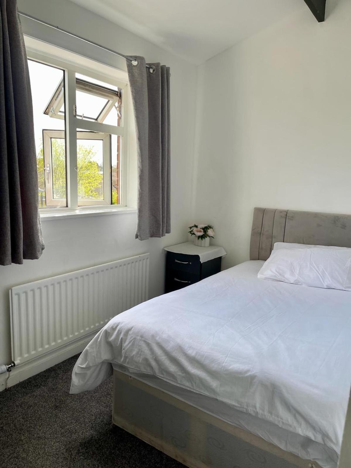 Homestays-Close To Coventry City And University I Free Parking I Wi-Fi Exterior foto