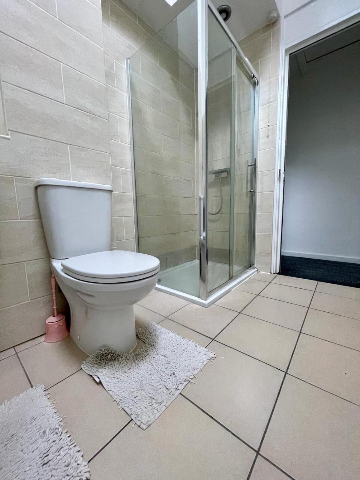 Homestays-Close To Coventry City And University I Free Parking I Wi-Fi Exterior foto